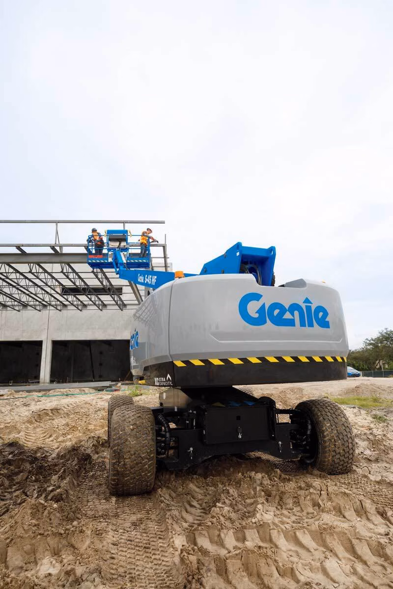 2025 Genie S-40 HF - Image 7