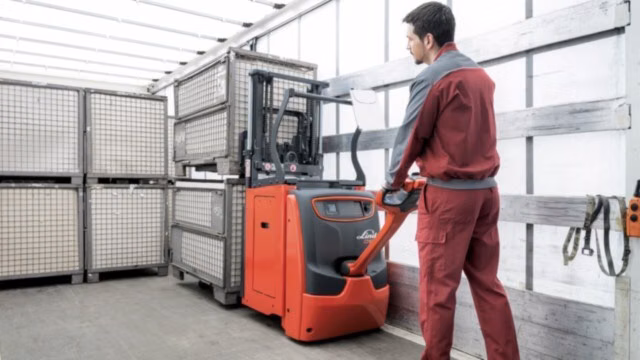 2023 Linde D10 - Image 2