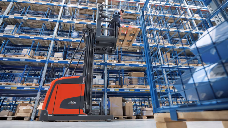 2025 Linde V modular 48V Triplex mast (12660 mm) - Image 39
